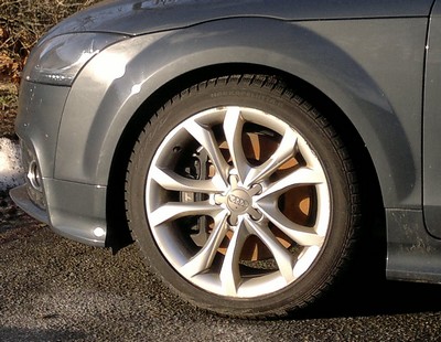 Audi2.jpg