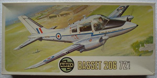 Beagle Bassett_Airfix 02025_01b.jpg