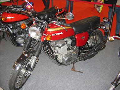 800px-Honda_CB_750_k1.jpg