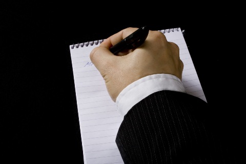 hand-skriver.jpg