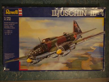 Ilyushin Il-4_Revell 4324_002.jpg