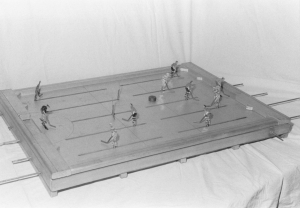 Aristospels första hockeyspel hette Puck