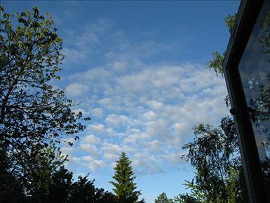 Små-vita-moln.jpg
