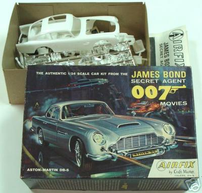 Aston Martin DB-5_Airfix 007-200_1-24_2b.jpg