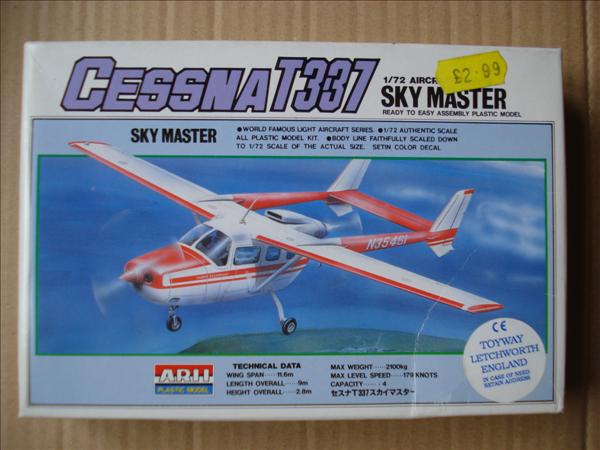 Cessna 337D Skymaster_Arii A-704_01.jpg
