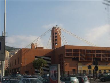 Genova-Stadio_di_Marassi-gradinata_nord2.JPG