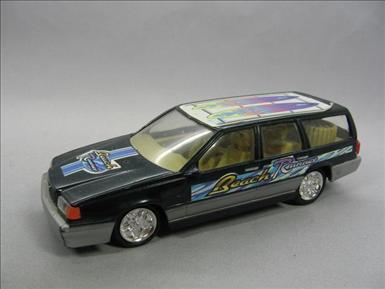 Volvo 855 Beach Runner.jpg
