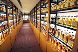 Suntory-bibliotek.jpg