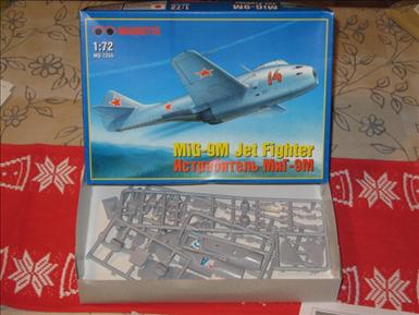 IMG_3950_Mig-9.JPG